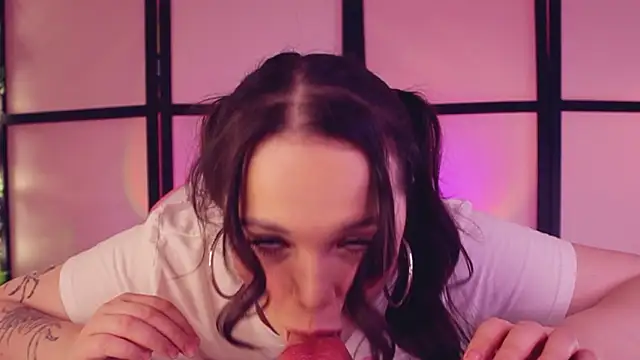 Chery Lady22 online show from March 6, 10:45 am