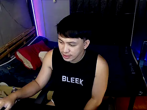 princeJayX online show from April 30, 4:24 pm