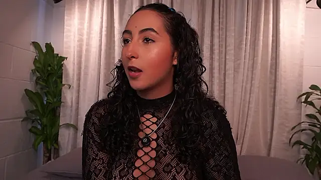 agatha collins  online show from February 6, 7:50 pm