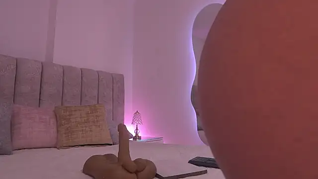 violeta aroca online show from November 29, 3:09 am