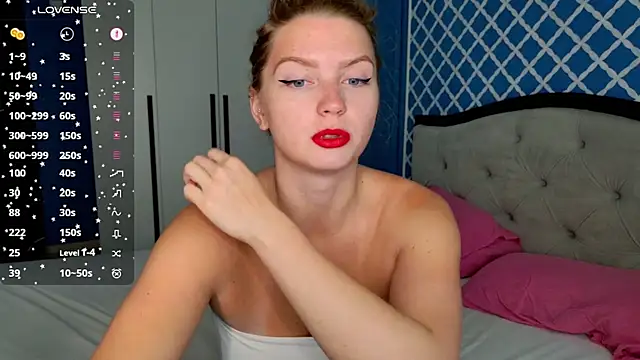 Busty Redhead online show from July 3, 7:26 am