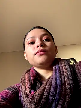 3littleschoolteens online show from December 21, 10:28 pm