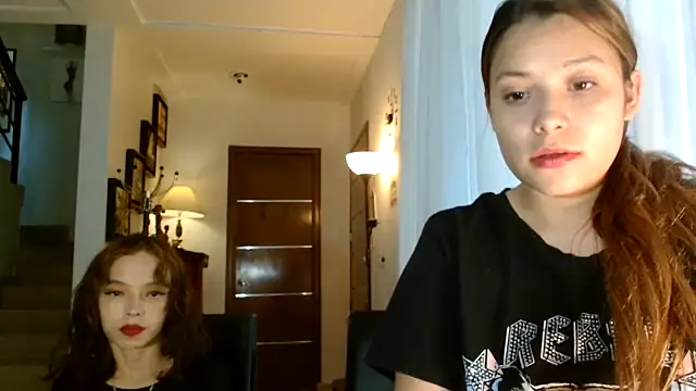 3littleschoolteens online show from June 15, 7:49 pm