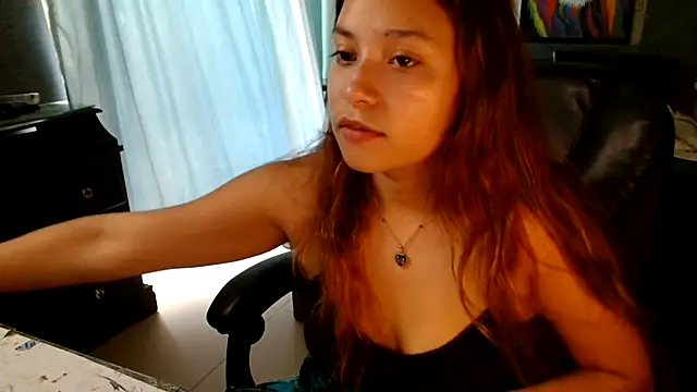 Snapshot of 3littleschoolteens chatting on July 11, 6:10 pm 3littleschoolteens online show from July 11, 6:10 pm