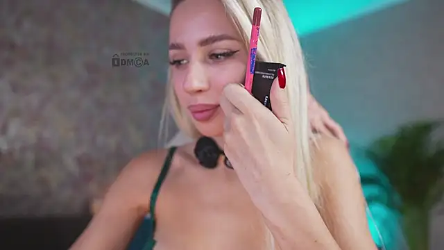 misstics  online show from October 25, 3:51 pm