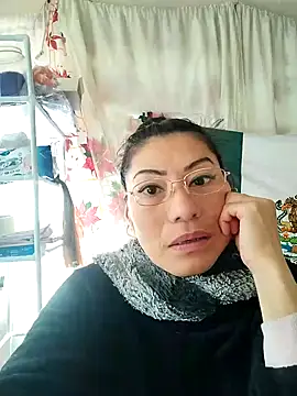 LaInsaciableIntensa online show from February 2, 4:54 pm