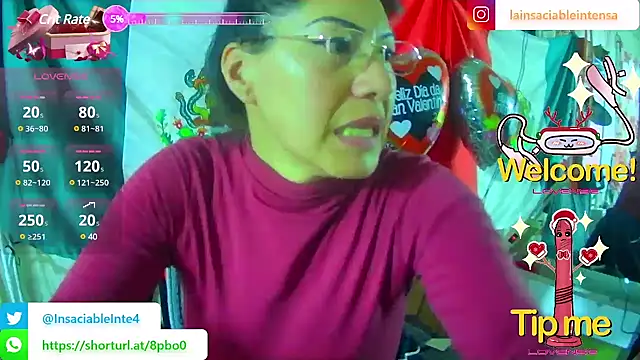 LaInsaciableIntensa online show from February 21, 10:59 pm