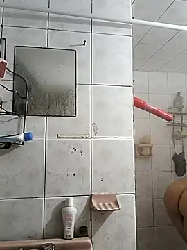 LaInsaciableIntensa online show from February 7, 6:44 pm