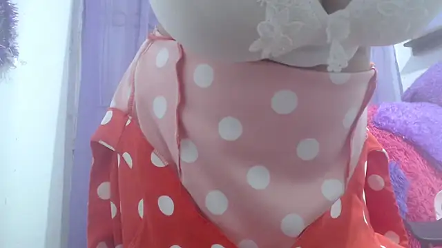 heyline milf online show from November 4, 10:09 pm