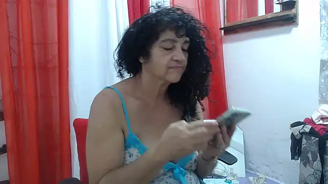 heyline milf online show from February 16, 5:09 pm