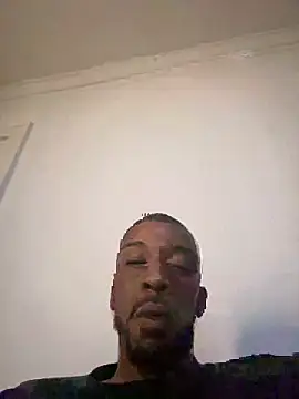 Snapshot of 07Vu chatting on June 27, 8:52 am 07Vu online show from June 27, 8:52 am
