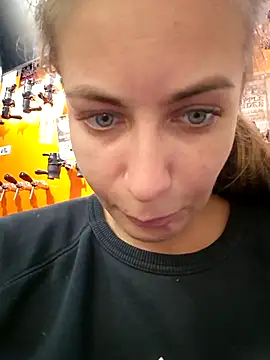 Keli Jessi online show from November 1, 7:38 pm