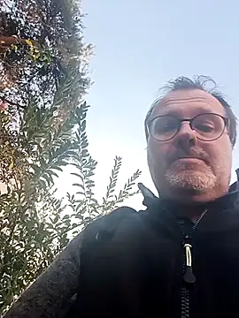 mike9473 online show from October 10, 4:17 pm