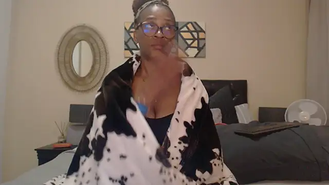 Snapshot of Creamyass22 chatting on January 17, 7:27 pm Creamyass22 online show from January 17, 7:27 pm