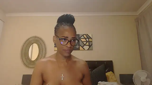 Snapshot of Creamyass22 chatting on March 13, 6:56 pm Creamyass22 online show from March 13, 6:56 pm