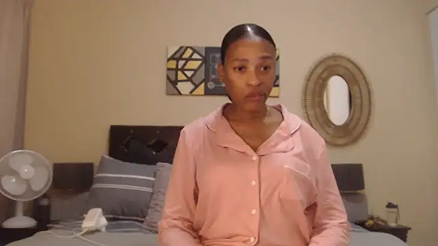 Snapshot of Creamyass22 chatting on December 21, 5:20 pm Creamyass22 online show from December 21, 5:20 pm