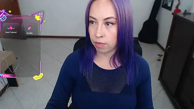 charlottezoe15 online show from September 15, 5:24 pm