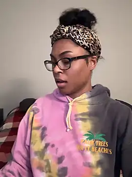 CandyLuxxxx online show from December 14, 11:34 pm