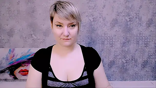 Djullia online show from March 17, 6:07 am