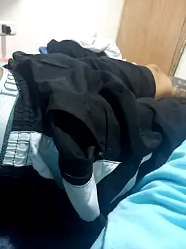 annie-19 online show from November 9, 7:34 pm