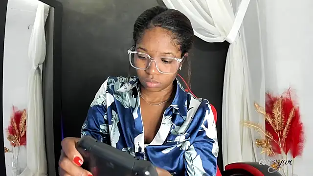 Snapshot of nilosolem chatting on May 5, 4:42 am nilosolem online show from May 5, 4:42 am