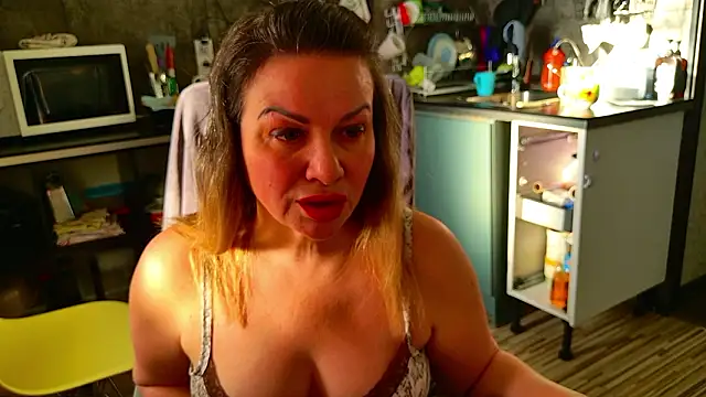 MishaMILF online show from March 7, 2:03 pm