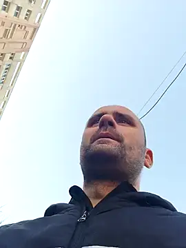 Snapshot of Govora chatting on January 9, 10:09 am Govora online show from January 9, 10:09 am