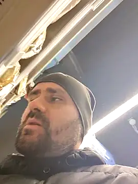 Snapshot of Govora chatting on February 16, 10:54 am Govora online show from February 16, 10:54 am