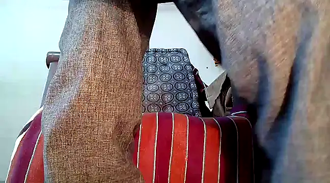 Snapshot of manan28 chatting on December 30, 3:47 am manan28 online show from December 30, 3:47 am