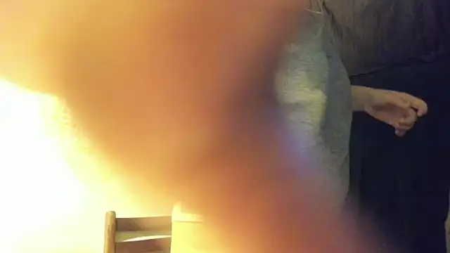 Snapshot of FrumCake chatting on February 4, 2:49 am FrumCake online show from February 4, 2:49 am