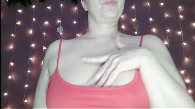 Snapshot of L1saAl1sa chatting on January 17, 6:00 pm L1saAl1sa online show from January 17, 6:00 pm