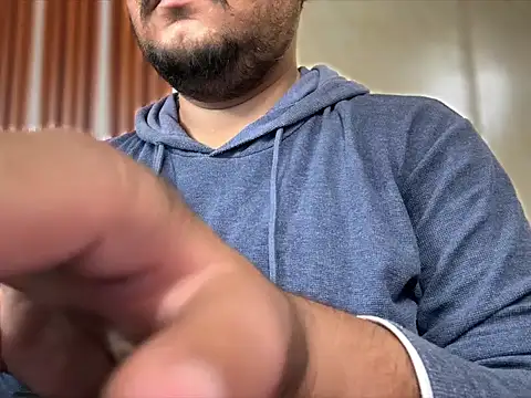 Snapshot of A4h_odin1 chatting on September 10, 6:35 am A4h odin1 online show from September 10, 6:35 am