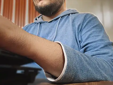 Snapshot of A4h_odin1 chatting on September 29, 7:24 am A4h odin1 online show from September 29, 7:24 am