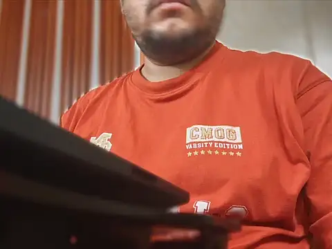 Snapshot of A4h_odin1 chatting on October 17, 11:13 am A4h odin1 online show from October 17, 11:13 am