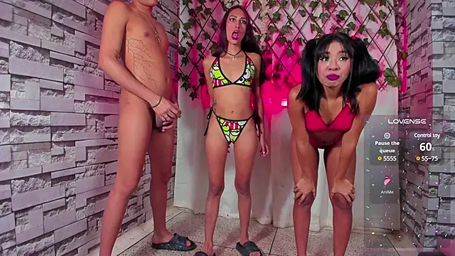 Snapshot of red_point_x chatting on February 6, 2:22 am red point x online show from February 6, 2:22 am