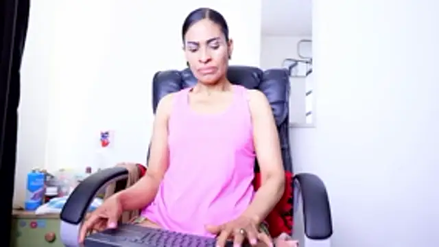 Aries Mature online show from May 24, 3:39 pm