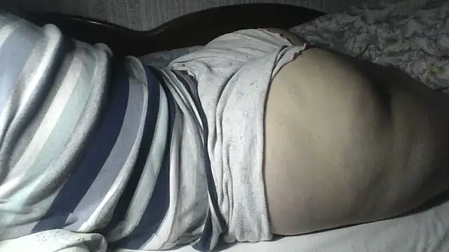 Snapshot of Alma_Evelynne chatting on June 12, 10:30 pm Alma Evelynne online show from June 12, 10:30 pm