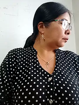   valentina18 online show from January 23, 1:13 pm