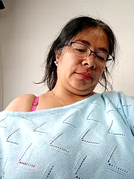   valentina18 online show from March 5, 8:32 pm