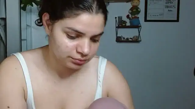 Snapshot of Nikkykora15 chatting on October 27, 1:31 am Nikkykora15 online show from October 27, 1:31 am