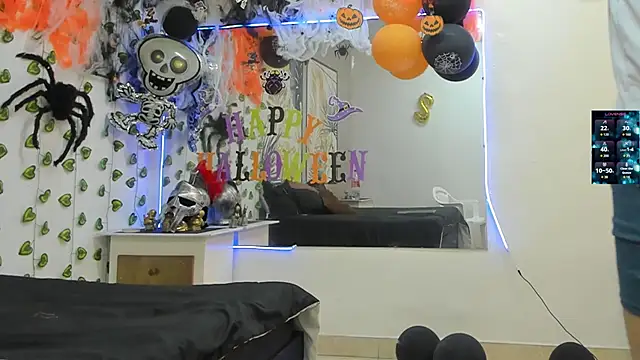 ChoreyTaiylor online show from October 23, 2:49 pm