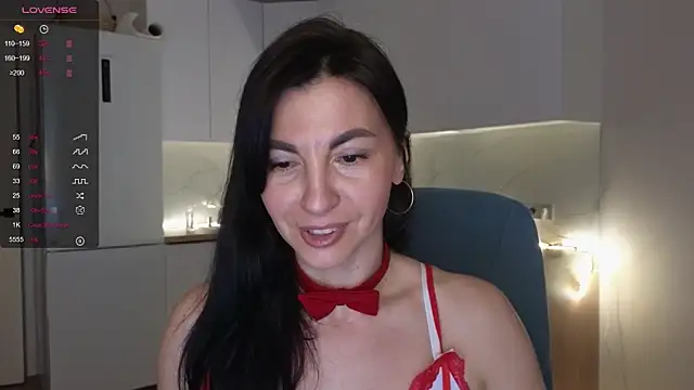 Snapshot of Mary_love16 chatting on May 22, 7:15 am Mary love16 online show from May 22, 7:15 am