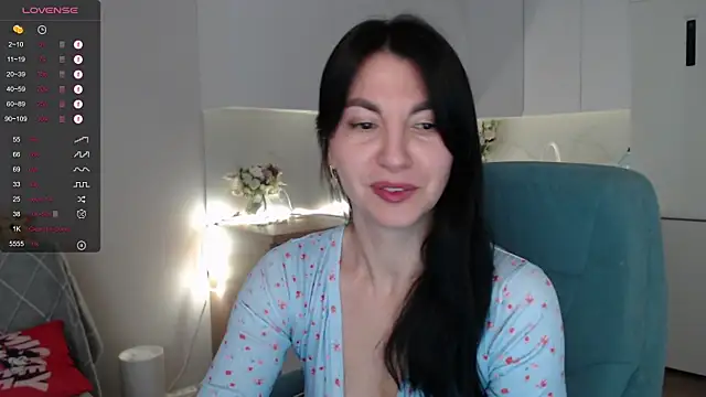 Snapshot of Mary_love16 chatting on May 30, 9:50 am Mary love16 online show from May 30, 9:50 am