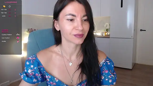 Snapshot of Mary_love16 chatting on August 5, 7:00 am Mary love16 online show from August 5, 7:00 am