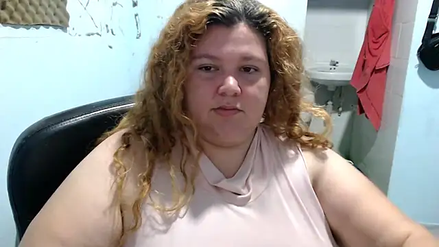 squirt322bbw online show from May 1, 4:22 pm