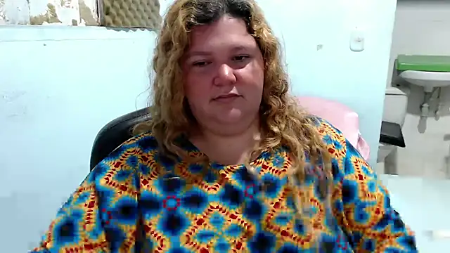 Snapshot of squirt322bbw chatting on June 14, 1:35 pm squirt322bbw online show from June 14, 1:35 pm