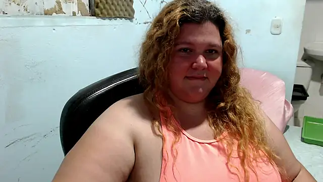 Snapshot of squirt322bbw chatting on June 15, 1:41 am squirt322bbw online show from June 15, 1:41 am