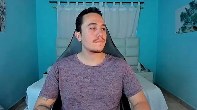 Snapshot of juan__jimenez chatting on March 24, 7:41 pm juan jimenez online show from March 24, 7:41 pm