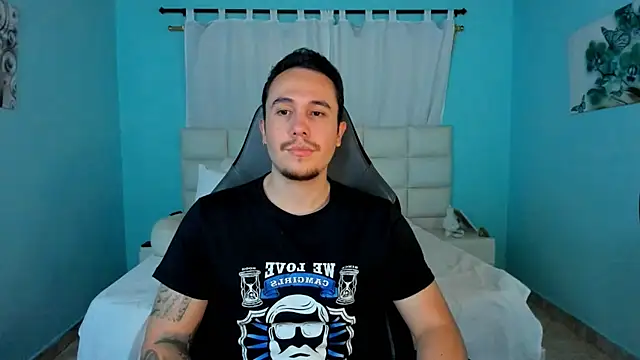 Snapshot of juan__jimenez chatting on March 26, 10:04 pm juan jimenez online show from March 26, 10:04 pm