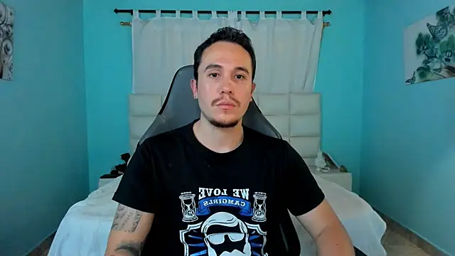 Snapshot of juan__jimenez chatting on March 30, 9:27 pm juan jimenez online show from March 30, 9:27 pm